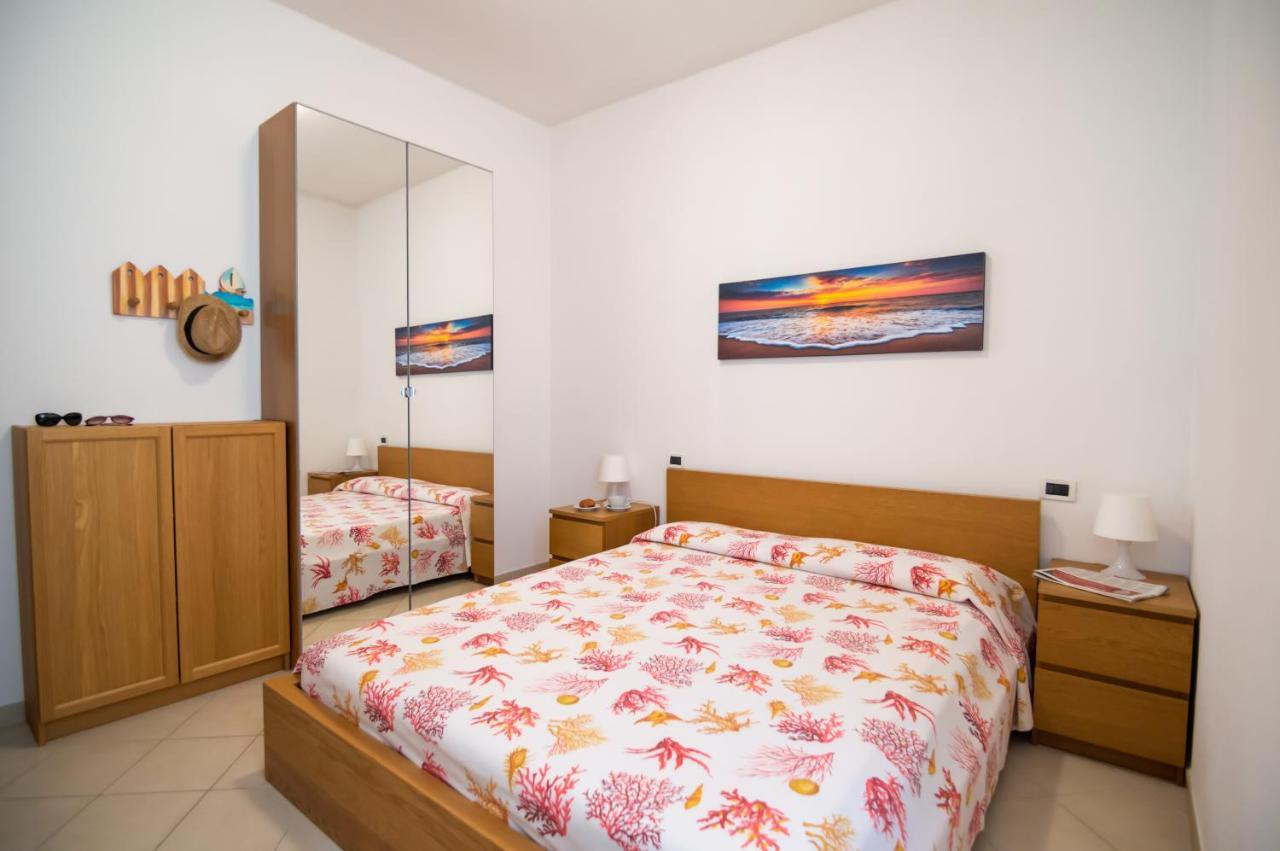 Residence Italia Finale Ligure Kültér fotó